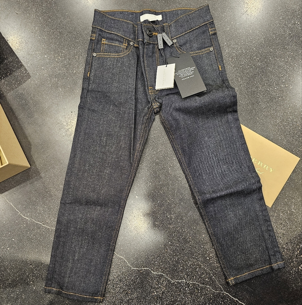 NWT burberry kids jeans size 4 with box and packaging